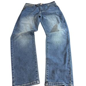 Fashion Nova women’s High Rise Straight Leg Jeans Size 13 Medium Wash